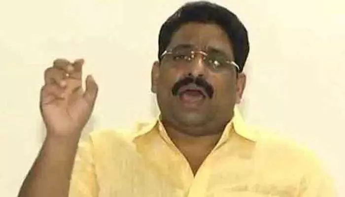 Breaking: అది ఆవేదన కాదు ప్రేమ.. బుద్ధా వెంకన్న Breaking: అది ఆవేదన కాదు ప్రేమ.. బుద్ధా వెంకన్న