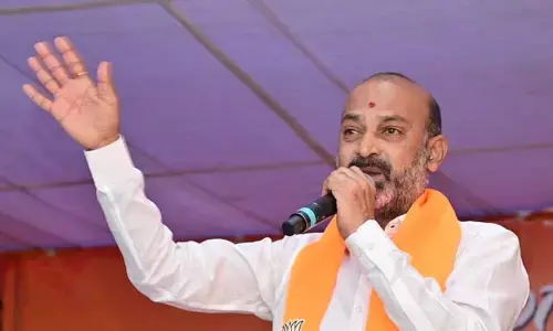 పొత్తు అంటే చెప్పుతో కొట్టాలని నేనే చెప్పా: బండి సంజయ్