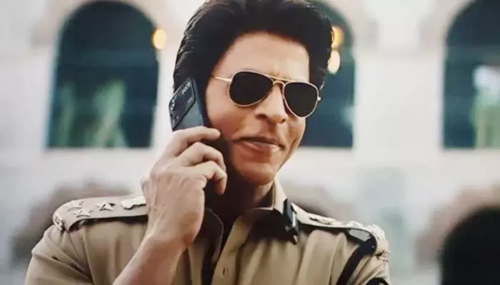 సినిమా ఇండస్ట్రీలో బిగ్గెస్ట్ స్కామ్.. సూపర్ స్టార్పై సంచలన ఆరోపణలు.. వీడియోలు వైరల్ సినిమా ఇండస్ట్రీలో బిగ్గెస్ట్ స్కామ్.. సూపర్ స్టార్పై సంచలన ఆరోపణలు.. వీడియోలు వైరల్
