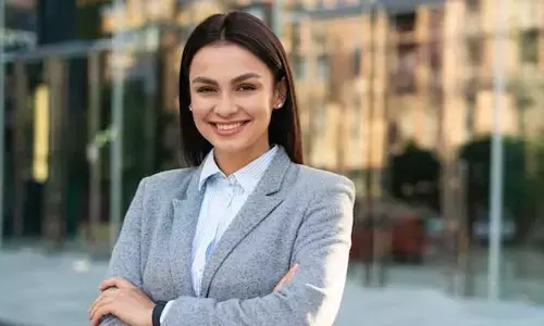 ప్రొఫెషనల్ లుక్‌లో స్టైలిష్‌గా కనిపించాలనుకుంటున్నారా.. ఈ చిట్కాలు పాటించండి..