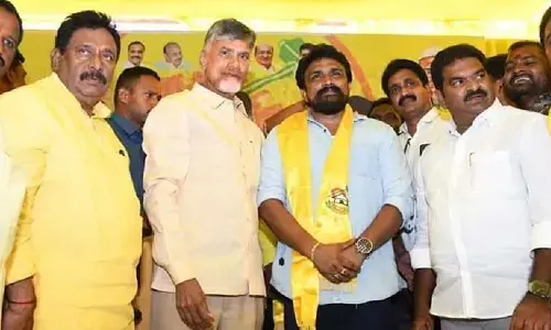 చంద్రబాబు క్షమాపణలు చెప్పాలి: బ్రాహ్మణులు