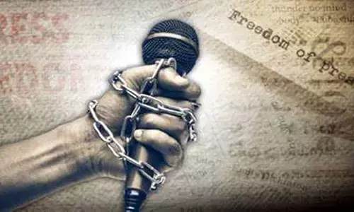 ప్రమాదంలో పత్రికా స్వేచ్ఛ!