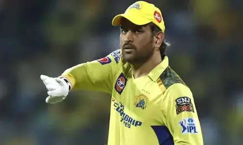 ధోనీ ఫ్యాన్స్‌కు గుడ్ న్యూస్.. ధోనీ ఐపీఎల్ ఫ్యూచర్‌పై  క్లోజ్ ఫ్రెండ్ హింట్