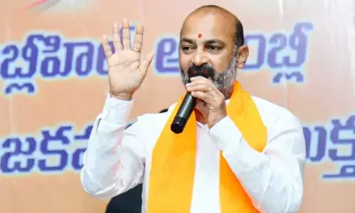 కరీంనగర్ ప్రజలకు బండి సంజయ్ కీలక హామీ