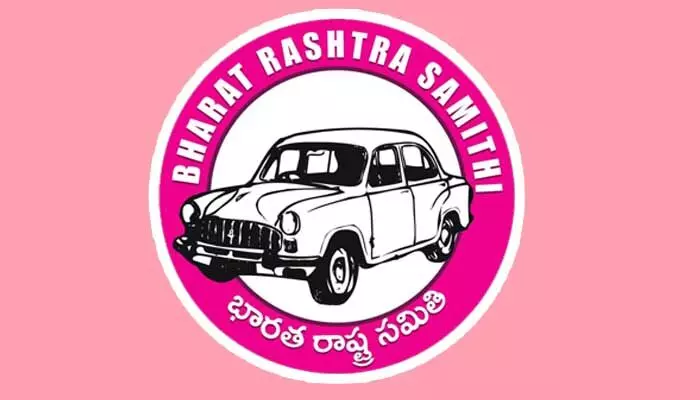 బీఆర్ఎస్కు మరో BIG షాక్.. ఇవాళ కాంగ్రెస్లోకి 35 మంది కార్పొరేటర్లు బీఆర్ఎస్కు మరో BIG షాక్.. ఇవాళ కాంగ్రెస్లోకి 35 మంది కార్పొరేటర్లు