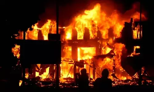 BREAKING: వికారాబాద్ జిల్లాలో ఘోర అగ్ని ప్రమాదం.. రూ.లక్షల్లో ఆస్తి నష్టం
