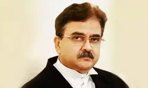 హైకోర్టు జడ్జి రాజీనామా.. రాజకీయాల్లోకి ఎంట్రీ ?