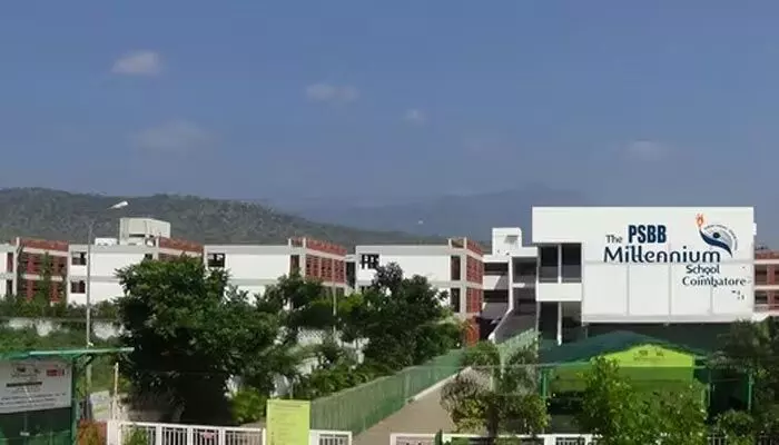 తమిళనాడులో కలకలం: రెండు స్కూళ్లకు బాంబు బెదిరింపులు తమిళనాడులో కలకలం: రెండు స్కూళ్లకు బాంబు బెదిరింపులు