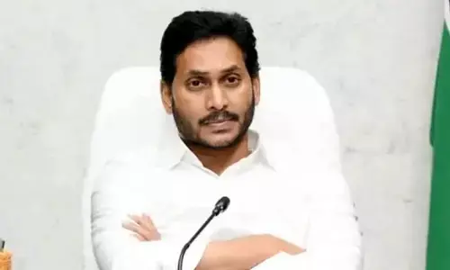 ఏపీలో ప్రతి రోజూ అప్పులే.. తేల్చేసిన కాగ్ రిపోర్టు