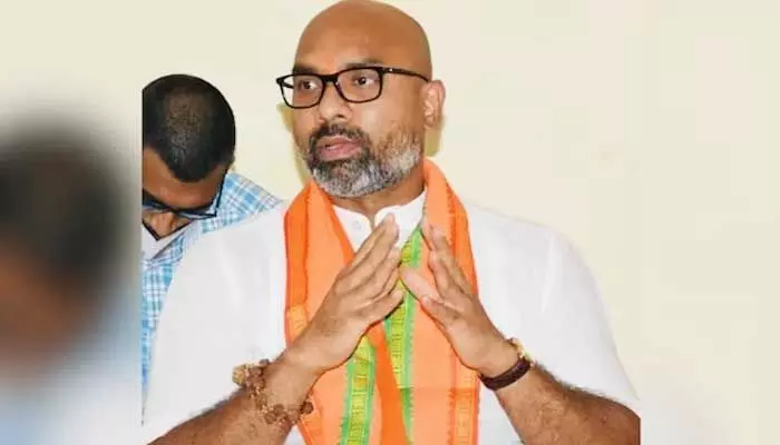 నిజామాబాద్ BJP అభ్యర్థిని మార్చాల్సిందే.. అధిష్టానానికి సొంత నేతల విజ్ఞప్తి నిజామాబాద్ BJP అభ్యర్థిని మార్చాల్సిందే.. అధిష్టానానికి సొంత నేతల విజ్ఞప్తి