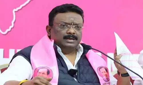 Dasoju Shravan : బీఆర్ఎస్ ఎమ్మెల్సీ అభ్యర్థిగా దాసోజు శ్రవణ్