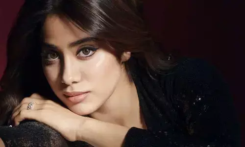 ‘దేవ‌ర’ నుండి జాన్వీకపూర్ కొత్త పోస్టర్ రిలీజ్... ఎంత అందంగా ఉంది రా బాబు..