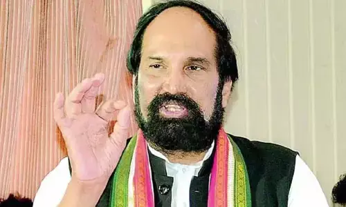 BREAKING: ఎన్‌డీఎస్ఏ బృందంతో మంత్రి ఉత్తమ్ భేటీ.. మేడిగడ్డ బ్యారేజీపై కీలక వ్యాఖ్యలు