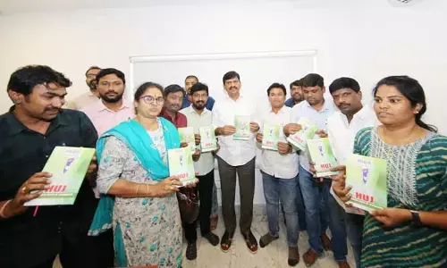 జర్నలిస్టులకు మంత్రి పొంగులేటి శ్రీనివాస రెడ్డి కీలక హామీ