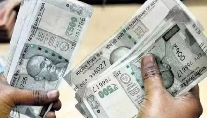 ఉద్యోగులకు శుభవార్త.. డీఏ పెంచుతున్నట్లు ప్రకటించిన మంత్రి ఉద్యోగులకు శుభవార్త.. డీఏ పెంచుతున్నట్లు ప్రకటించిన మంత్రి