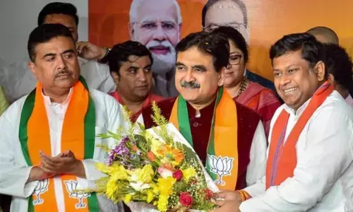 బీజేపీలో చేరిన హైకోర్టు మాజీ జడ్జి