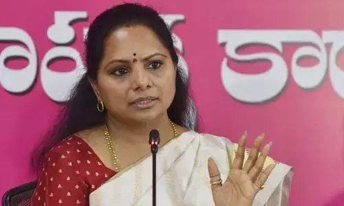కవిత ఇంటి వద్ద BRS నేతల ఆందోళన.. MLC నివాసం వద్ద హై టెన్షన్..!