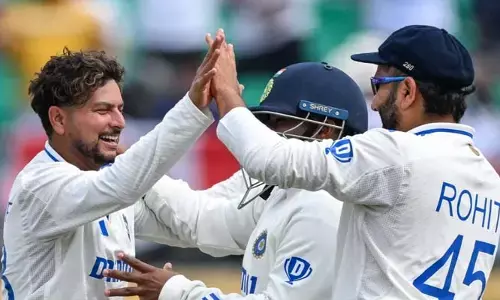 కుల్దీప్, అశ్విన్ స్పిన్ ఉచ్చులో ఇంగ్లాండ్ విలవిల.. తొలి రోజు భారత్‌దే