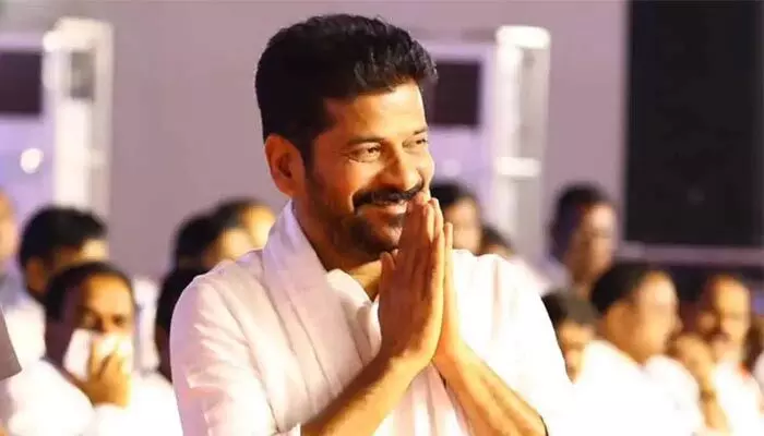 CM REVANTH: సీఎం రేవంత్రెడ్డి ఆంధ్ర పర్యటన ఖరారు.. అక్కడికి ఎందుకంటే? CM REVANTH: సీఎం రేవంత్రెడ్డి ఆంధ్ర పర్యటన ఖరారు.. అక్కడికి ఎందుకంటే?
