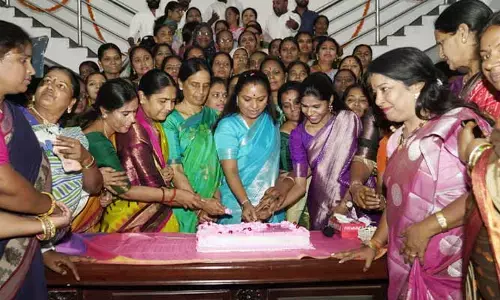 తెలంగాణ మహిళలకు MLC కవిత కీలక పిలుపు