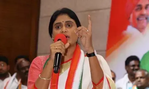 ఢిల్లీ పర్యటనలో ఏపీసీసీ చీఫ్.. నేడు అధిష్టానంతో భేటీ.. దానికోసమేనా..?