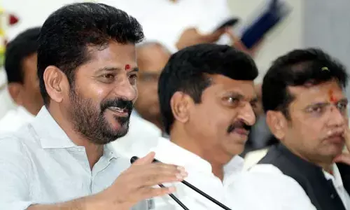 గుడ్ న్యూస్.. ఉద్యోగులకు పీఆర్సీ ప్రకటించిన తెలంగాణ సర్కార్