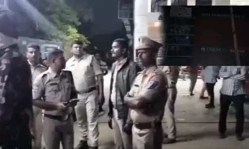 ఏషియన్ థియేటర్లో పవర్ కట్! రంగంలోకి పోలీసులు..