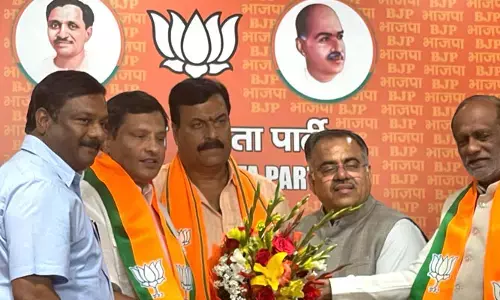 బీజేపీలో చేరిన జలగం