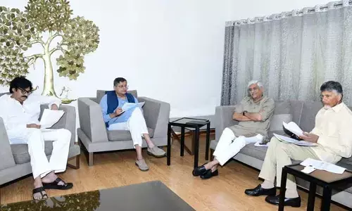 చంద్రబాబు తో భేటీ అయిన బీజేపీ,జనసేన నేతలు..
