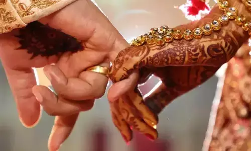 మూడు ముళ్ల బంధంలోకి టాలీవుడ్ యంగ్ హీరో.. తన తొలి హీరోయిన్‌తోనే పెళ్లి