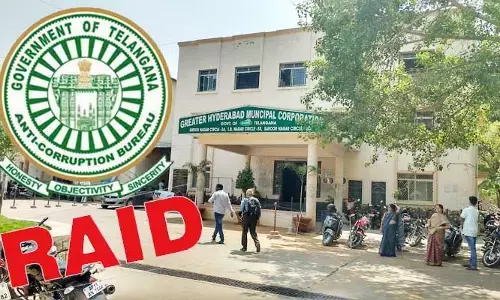 BREAKING: ఏసీబీ వలలో జీహెచ్ఎంసీ ట్యాక్స్ ఇన్‌స్పెక్టర్.. రెడ్‌హ్యాండెడ్‌గా పట్టివేత