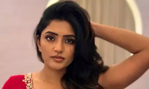 బిగుతైన డ్రెస్ లో హాట్ ట్రీట్ అదుర్స్..పిచ్చెక్కిస్తున్న అందాలు