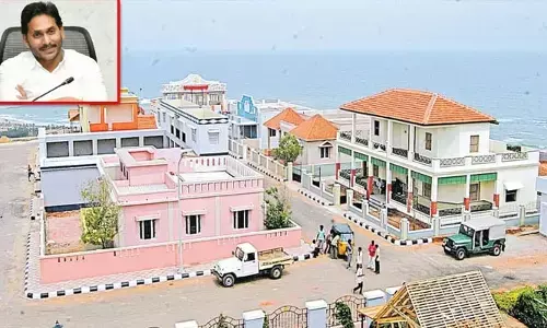 స్టే పొడిగింపు.. సీఎం జగన్‌కు ఎదురుదెబ్బ