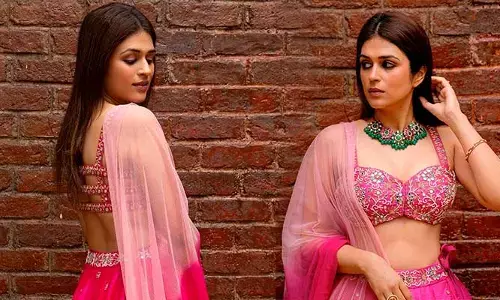 లెహెంగాలో అందాలారబోస్తున్న Shraddha Das