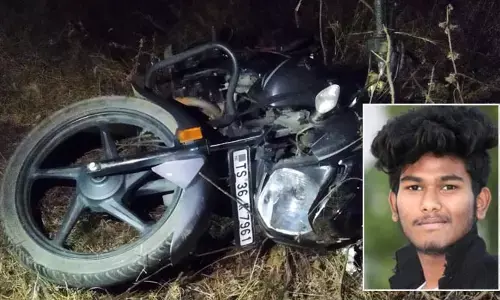 సిద్ధిపేట జిల్లాలో ఘోర రోడ్డు ప్రమాదం.. యువకుడి దుర్మరణం