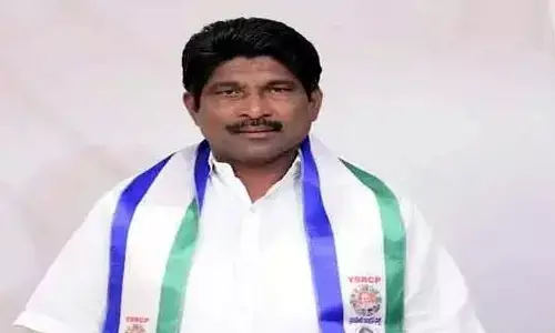 రాజకీయాల నుంచి తప్పుకున్న ఏపీ ఎమ్మెల్యే.. కారణం ఆయనేనా..?
