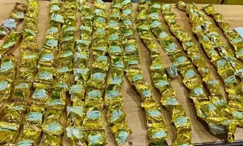 BREAKING: గంజాయి చాక్లెట్లు విక్రయిస్తున్న ముఠా గుట్టు రట్టు.. నిందుతుల అరెస్ట్
