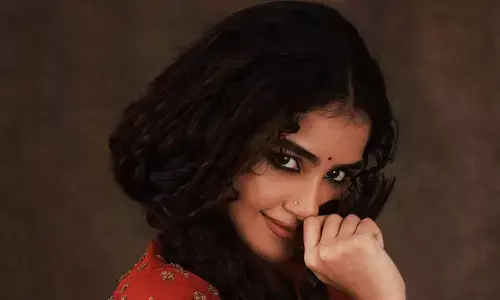 ఏకంగా ఆ స్టార్ కిడ్‌తో రొమాన్స్‌కి సిద్దం అయిన అనుపమ.. ఇన్ స్టా పోస్ట్ వైరల్