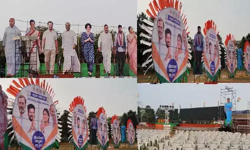 AP Politics: విశాఖ ఉక్కు రక్షన సభకు ఏర్పాట్లు పూర్తి.. భారీ వేదిక ఏర్పాటు