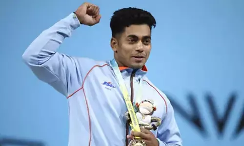 అర్ధరాత్రి మహిళా హాస్టల్‌లోకి దూరిన స్టార్ అథ్లెట్