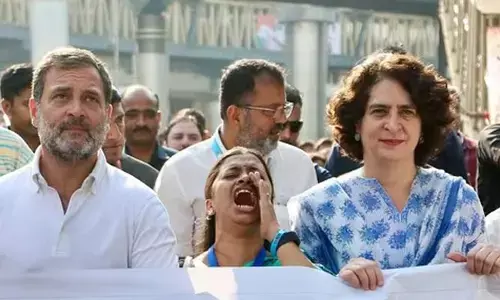బీజేపీకి రాజ్యాంగాన్ని మార్చే ధైర్యం లేదు: కాంగ్రెస్ అగ్రనేత రాహుల్ గాంధీ