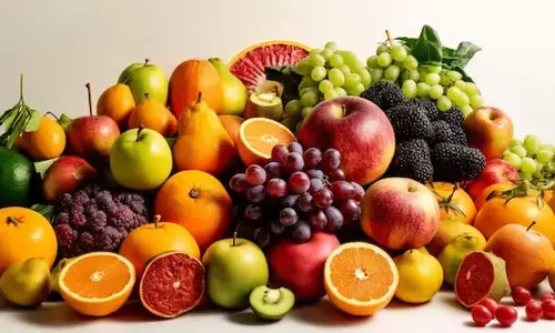 Summer Health tips : వేసవిలో ఆరోగ్యంగా ఉండాలంటే.. ఈ పండ్లను తీసుకోండి