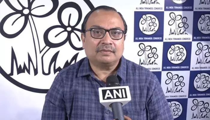 ఈసీని గుప్పిట్లోకి తీసుకునేందుకు బీజేపీ కుట్ర : టీఎంసీ ఈసీని గుప్పిట్లోకి తీసుకునేందుకు బీజేపీ కుట్ర : టీఎంసీ