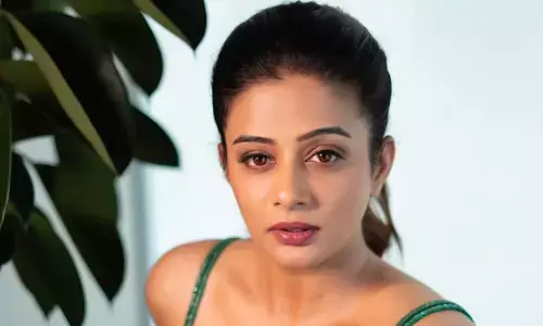 ఆ ఆలయానికి ఇప్పటి వరకు ఏ సెలబ్రిటీ ఇవ్వని కానుక ఇచ్చిన స్టార్ హీరోయిన్..