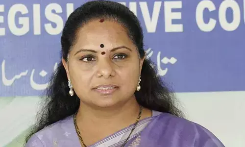 సుప్రీంకోర్టులో రిట్ పిటిషన్ వెనక్కి తీసుకున్న కవిత