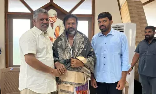 సినీ నటుడు మోహన్ బాబుకు ఎమ్మెల్యే చెవిరెడ్డి, మోహిత్ రెడ్డిల జన్మదిన శుభాకాంక్షలు