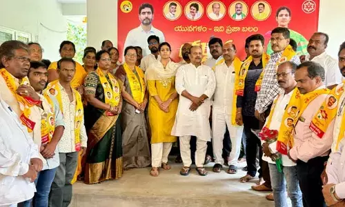 Breaking: వైసీపీకి భారీ షాక్.. టీడీపీ గూటికి వైసీపీ ప్రముఖ నేత