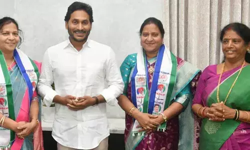 పిఠాపురంలో పవన్ కల్యాణ్‌కు బిగ్ షాక్.. ఎమ్మెల్యే క్యాండిడేట్ జంప్