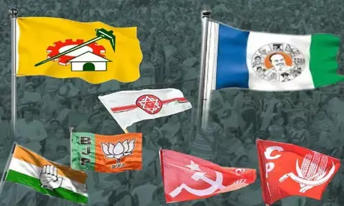 ఏకపక్షంగా లేని ఏపీ రాజకీయం