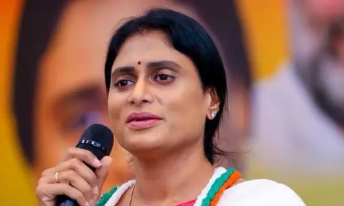 YS అవినాశ్ రెడ్డితో ఏం ప్రయోజనం లేదు.. షర్మిల కీలక వ్యాఖ్యలు